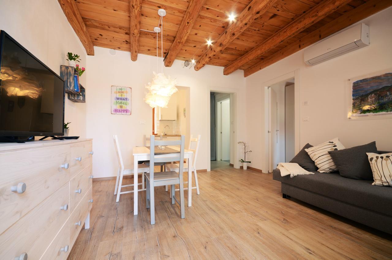 Matijevi Apartments Sistiana Buitenkant foto